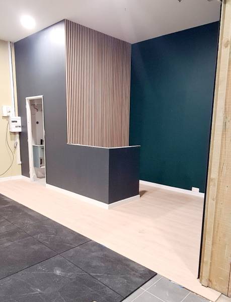 création de bureau/comptoir à Lacanau 