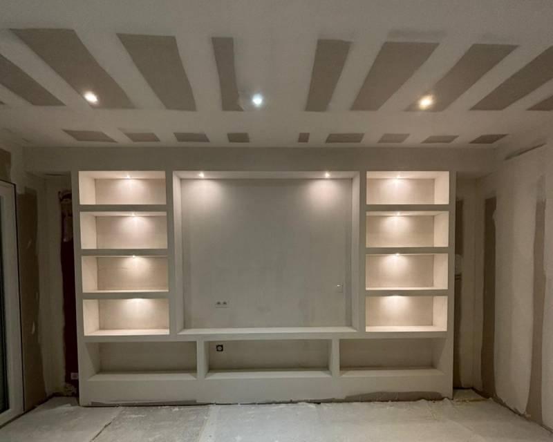 création de niche décorative/ meuble tv sur Artigues proche Latresne 